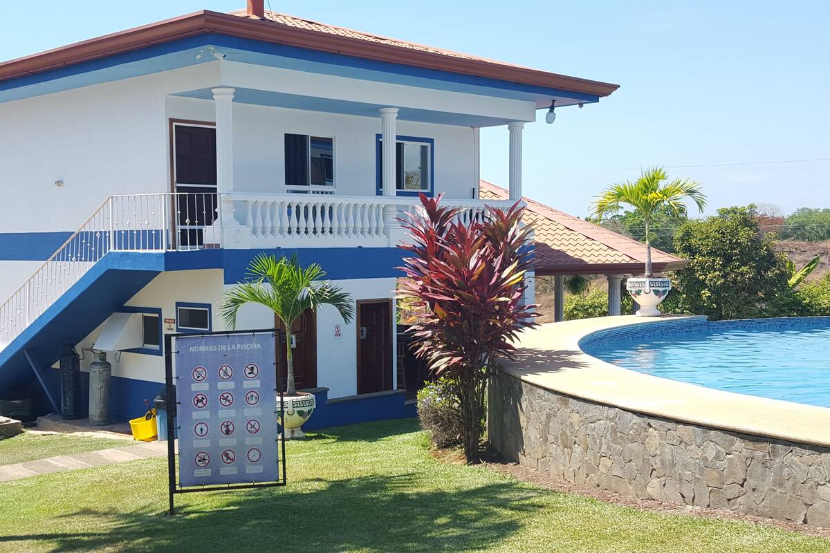 Family Apartment, 1 Bedroom, Pool View, Tower