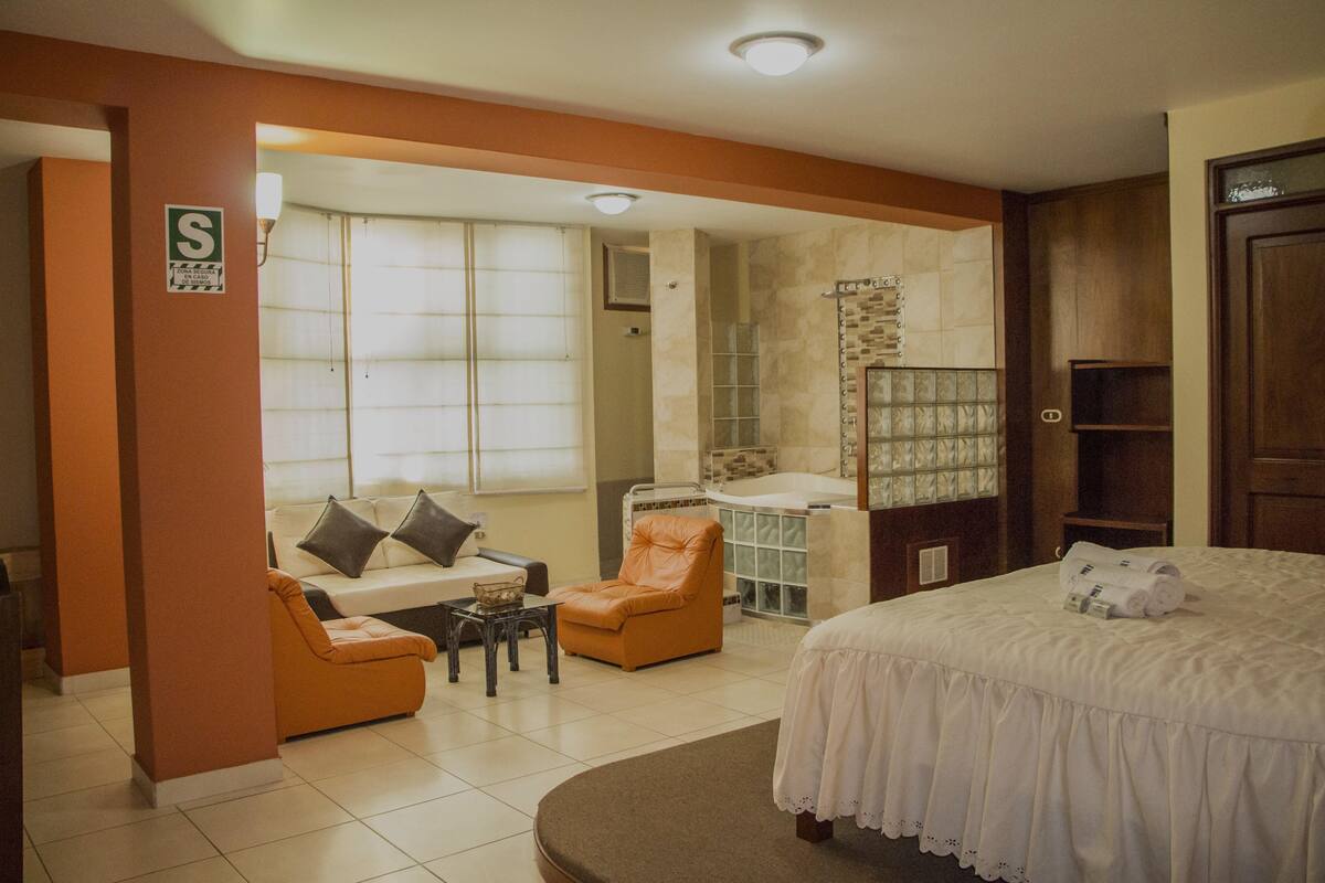 Suite | Minibar, in-room safe, desk, cribs (free)