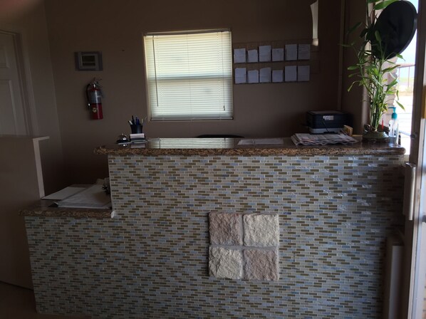 Check-in/check-out kiosk - Coahoma Inn (Coahoma)