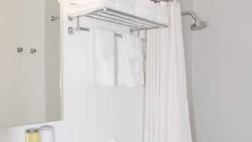 Shower, free toiletries, towels