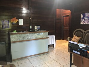 Reception - Pousada Aleffawi (Fernando de Noronha)