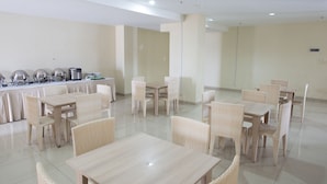 Buffet - NIDA Rooms Depok Railway Station at Margonda Residence III (Depok)