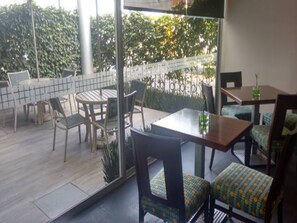 Bar-salon