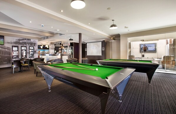 Billiards - Granville Hotel (Granville)