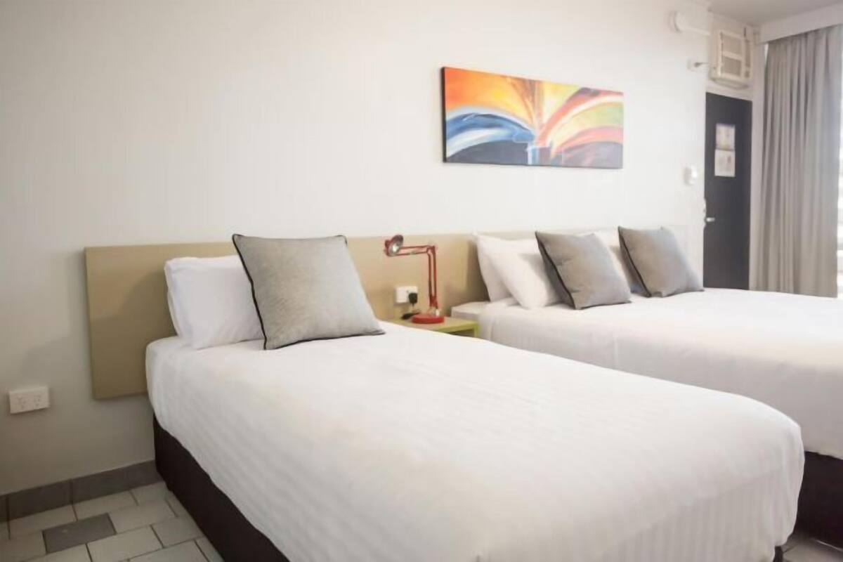 Minibar, desk, iron/ironing board, bed sheets
