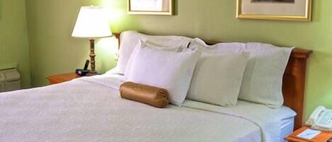 Iron/ironing board, free WiFi, bed sheets