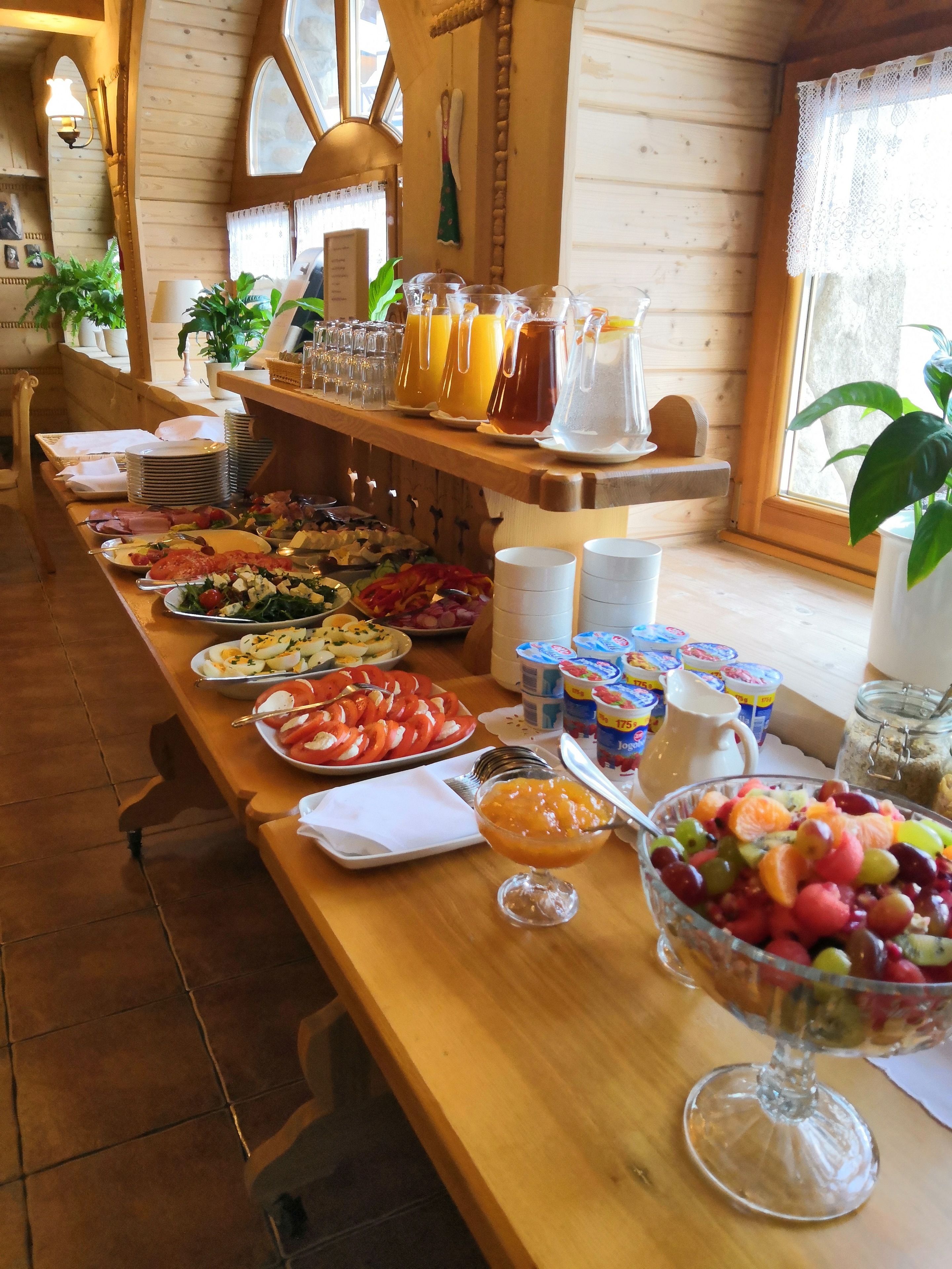 Morgenmadsbuffet hver dag (73 PLN pr. person)
