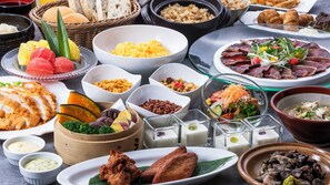 Frokostbuffé hver dag (JPY 2000 per person)