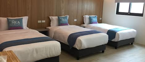1 bedroom, blackout curtains, free WiFi, bed sheets