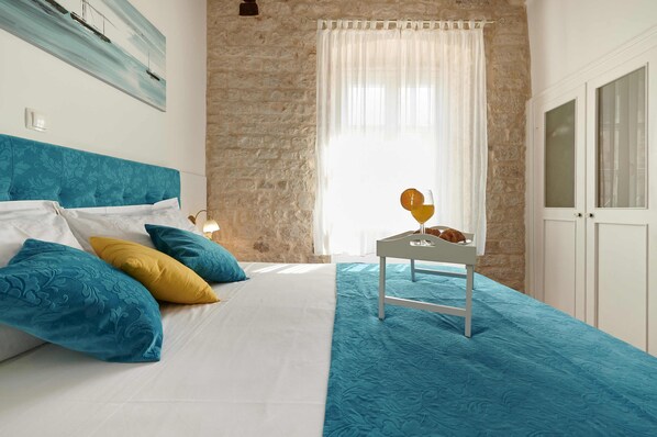 Double Room | Premium bedding, in-room safe, laptop workspace, soundproofing
