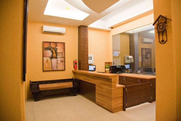 Reception hall - Rumah Shinta (Jakarta)