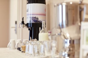 Daily buffet breakfast (EUR 23.90 per person)