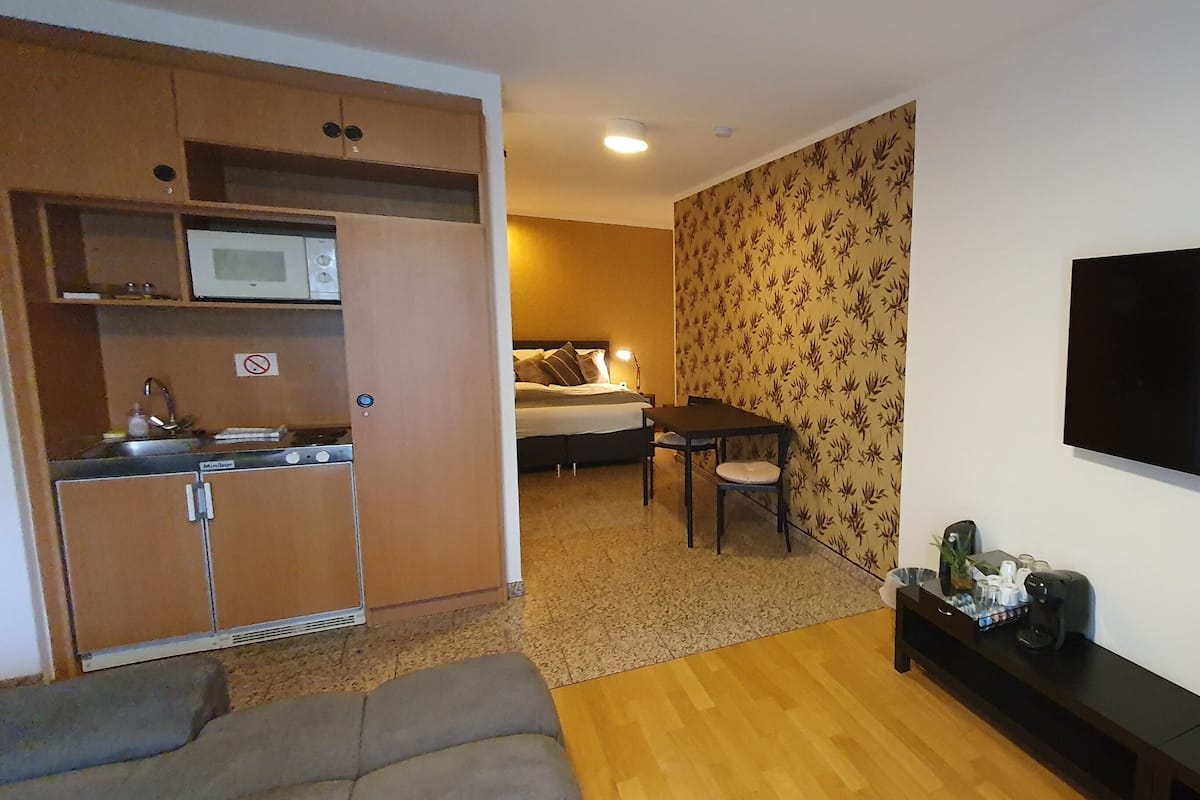 Exclusive Double Room, Non Smoking | 1 bedroom, premium bedding, soundproofing, free WiFi
