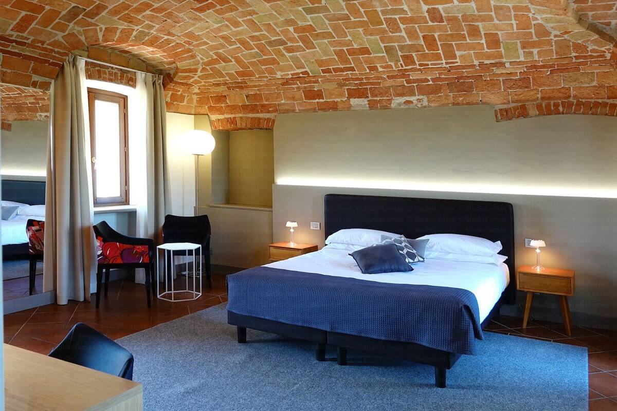 1 bedroom, minibar, in-room safe, desk