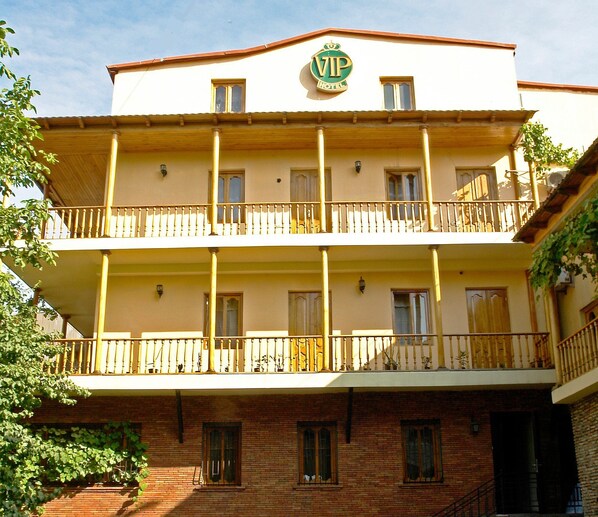 Fachada da propriedade