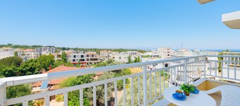 Yiannis Apartments