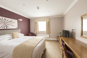 标准双人房 | 办公桌、熨斗/熨衣板、免费 WiFi