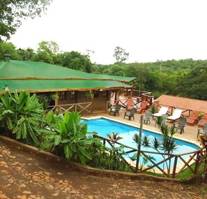 Alberca al aire libre 