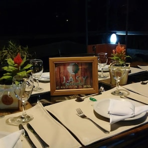 Breakfast and dinner served  - Jasy Hotel (Puerto Iguazú)