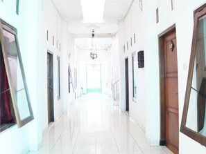 Unclassified image, 2 of 59, button - NIDA Rooms Seturan Raya Tugu Jogja at Setra House (Depok)