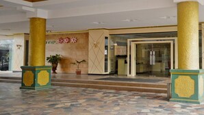Property entrance - NIDA Rooms Nagoya Garden Sentral at Hotel Seruni Internasional (Batam)