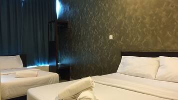 Meja kerja dan Wi-Fi gratis