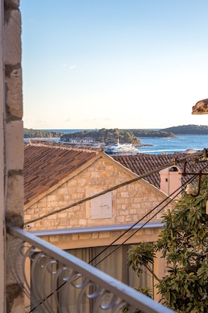Studio, Terrace, Partial Sea View | Water view - Apartments Nona (Hvar)