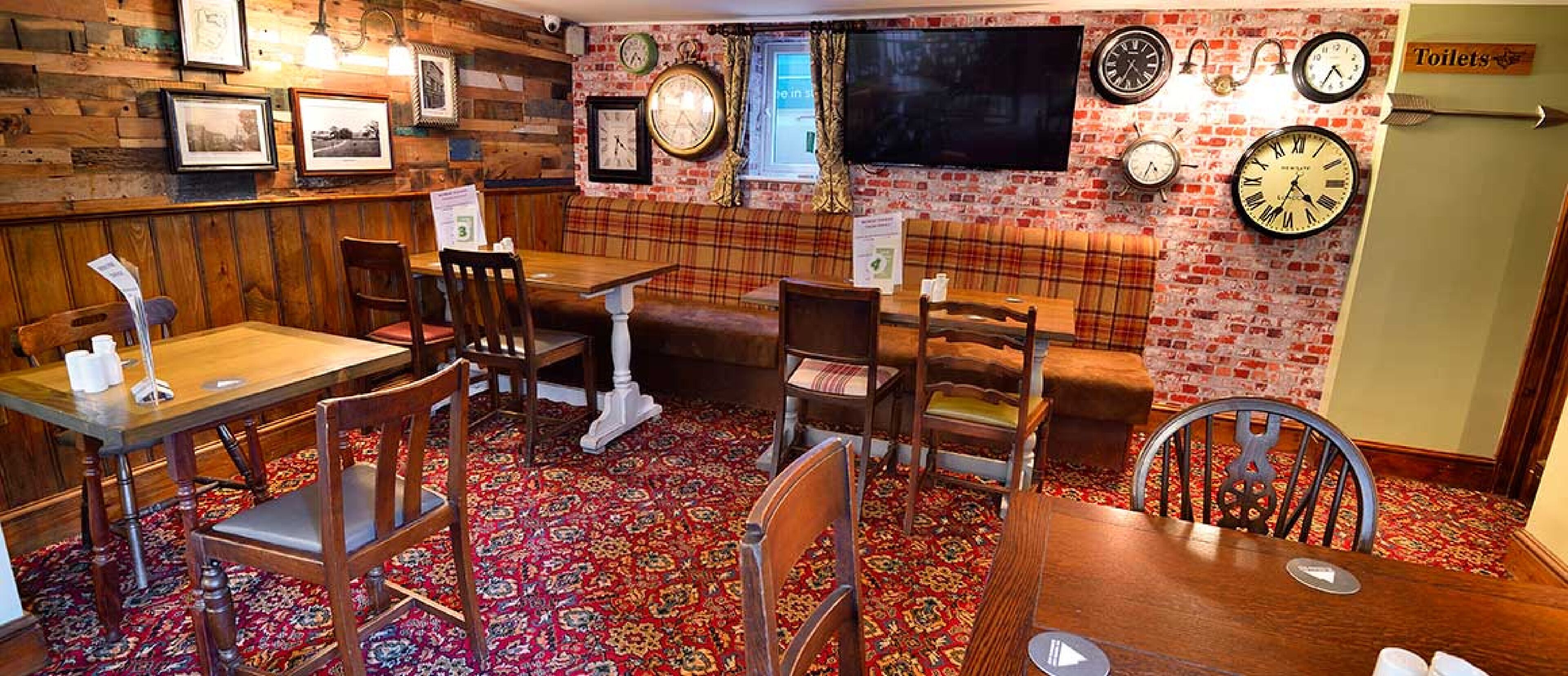 Free daily English breakfast