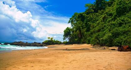 Tropical Sands Dominical Eco Inn
