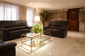 Lobby - Apartamentos Goya 75 (Madrid)