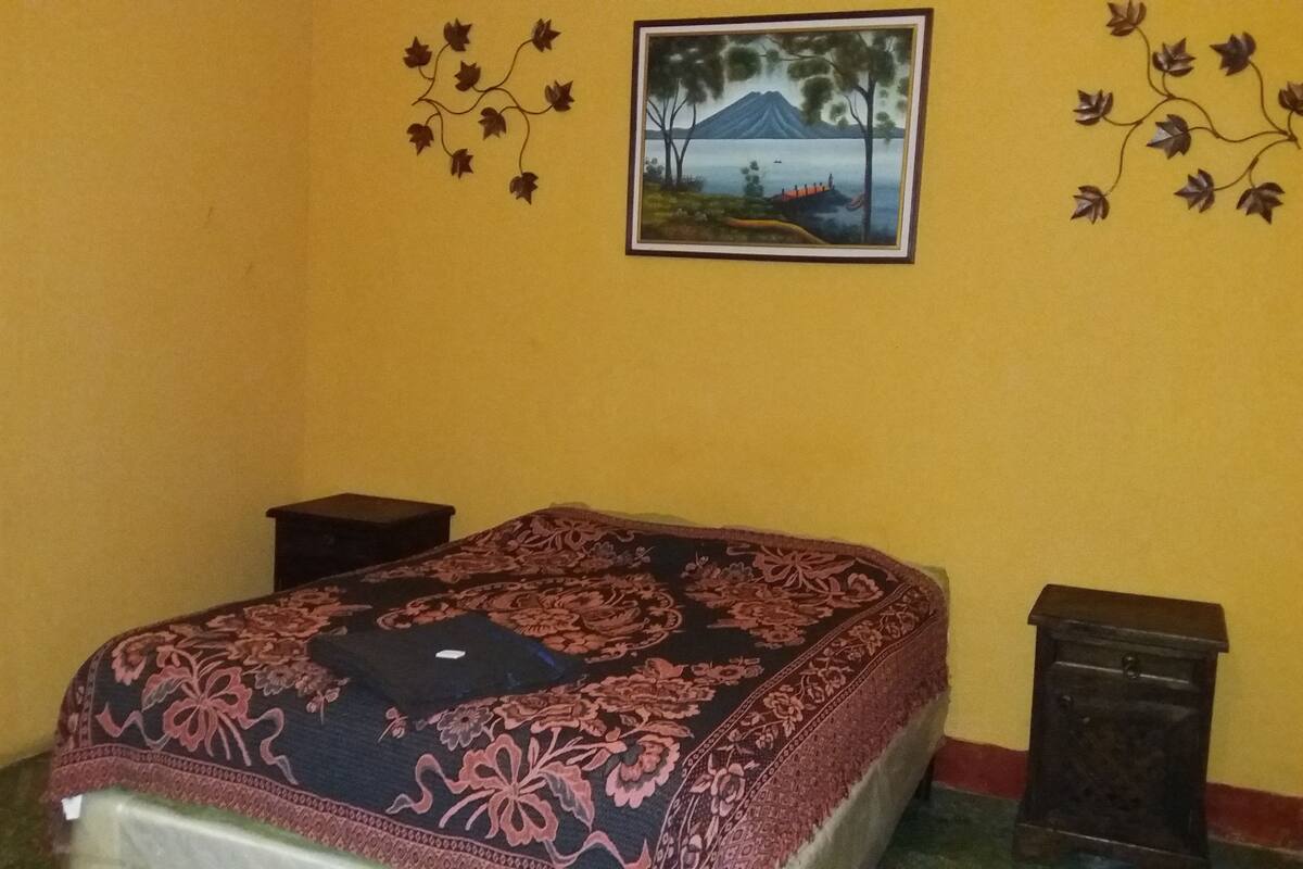 Economy Double Room, 1 Katil Kelamin (Double), Shared Bathroom | Kalis bunyi, Wi-fi percuma