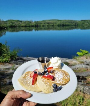 Free daily full breakfast 