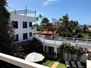 Kamar Keluarga | Tirai kedap cahaya, Wi-Fi gratis, dan seprai linen