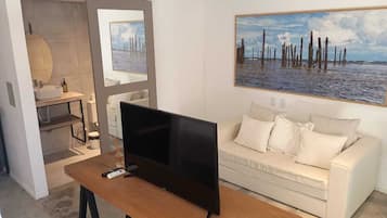 Kamar Premium, 1 Tempat Tidur King | Tirai kedap cahaya, Wi-Fi gratis, dan seprai linen