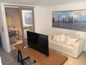 Blackout curtains, free WiFi, bed sheets - Inn Tribus (Trairi)