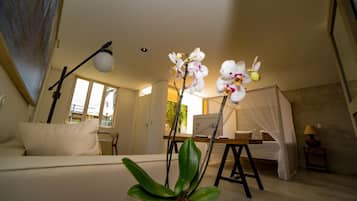 Bungalow Luxe, 1 trĂšs grand lit | 1 chambre, rideaux occultants, Wi-Fi gratuit, draps fournis