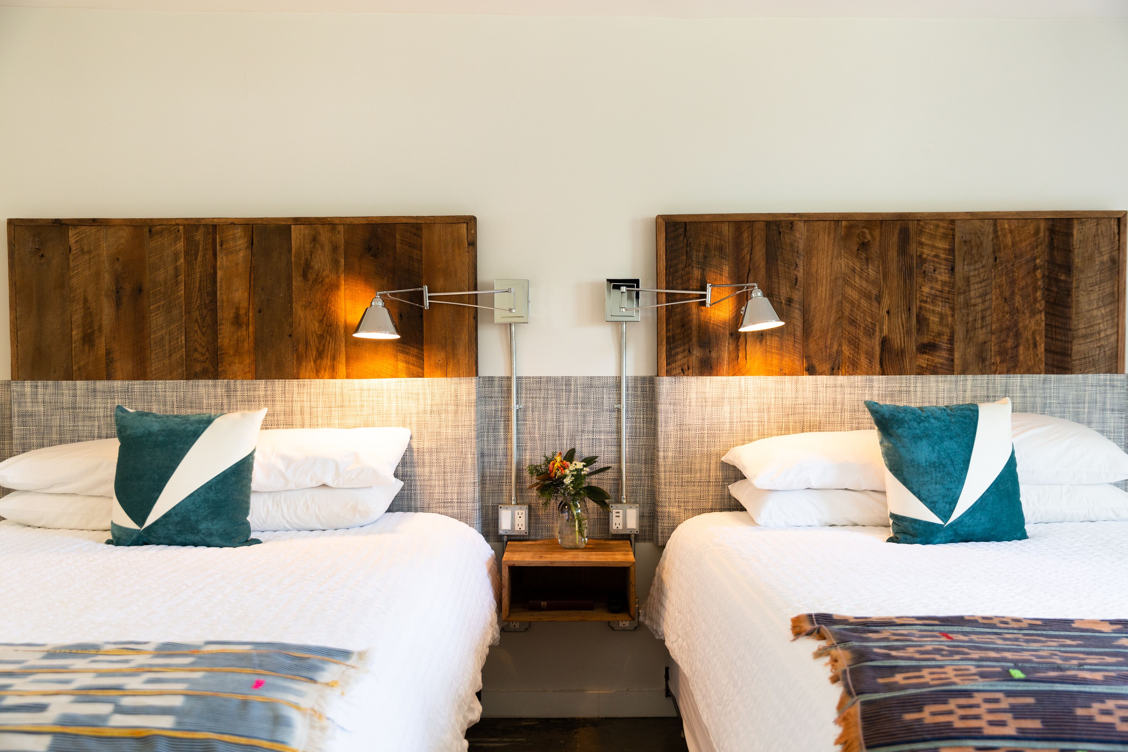 standard room, 2 queen beds, non smoking | 1 bedroom, down duvets, minibar, iron/ironing board