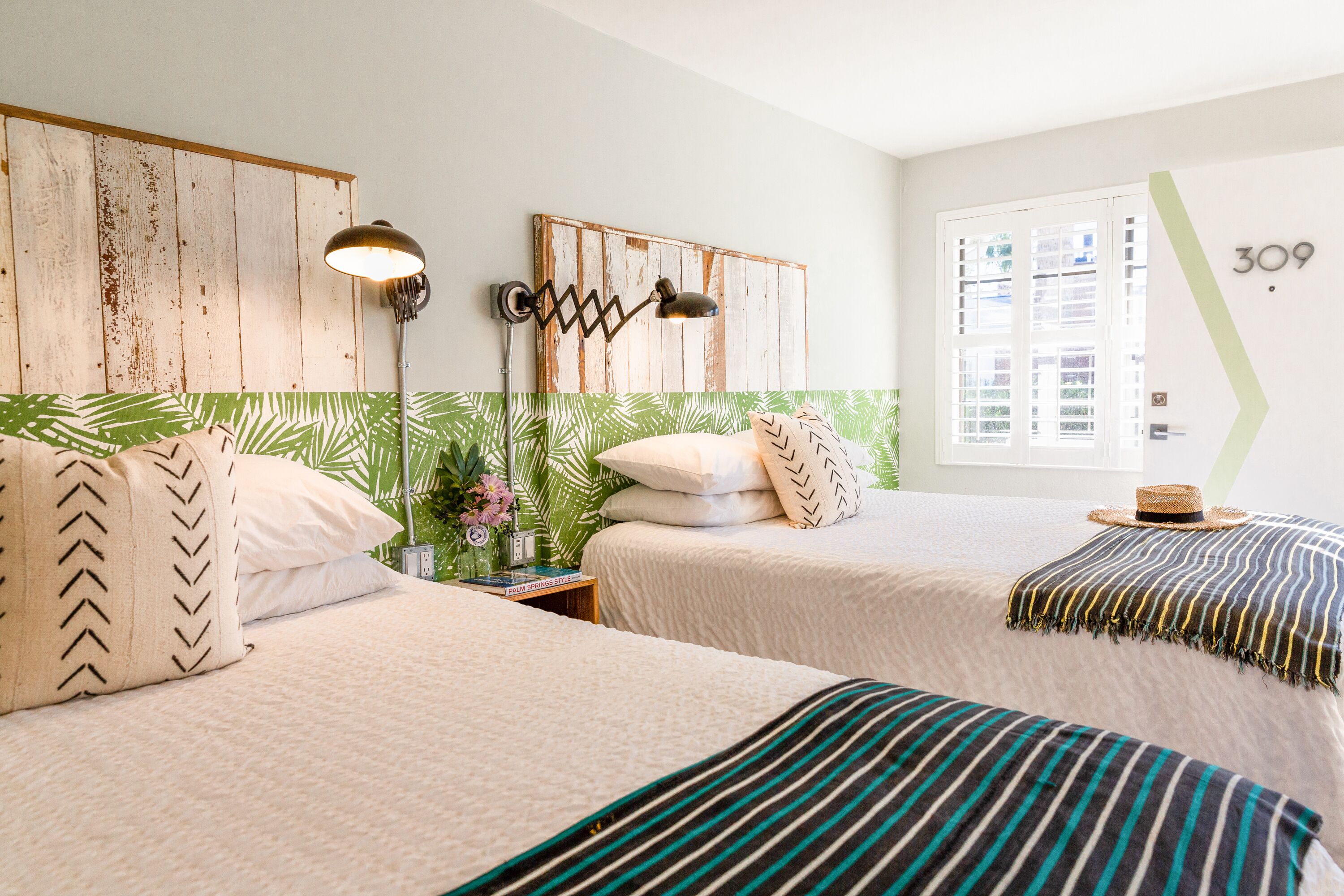 standard room, 2 queen beds, non smoking | 1 bedroom, down duvets, minibar, iron/ironing board