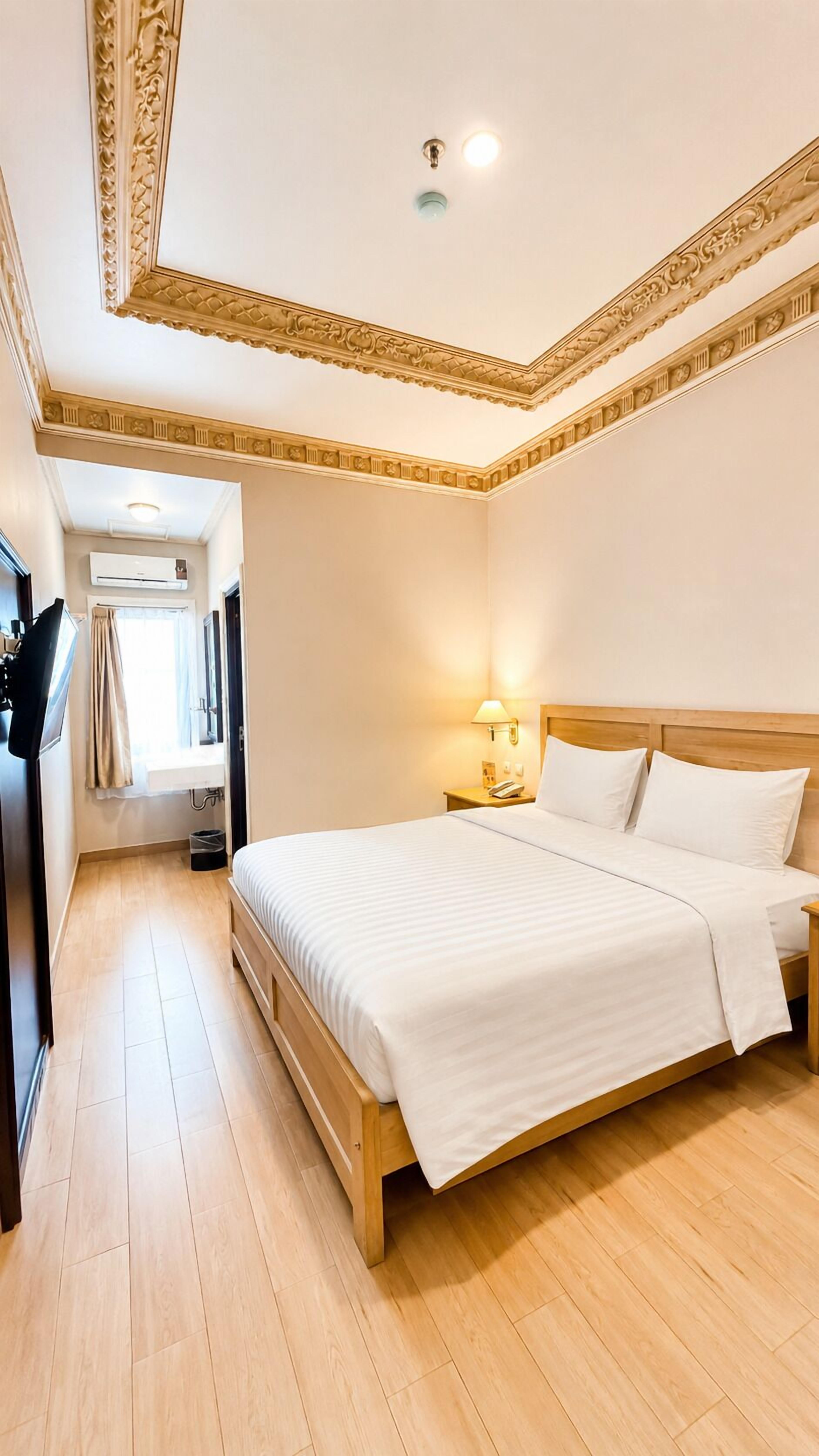 Superior Room | Desk, free WiFi