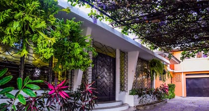 Eco Hotel Mariscal