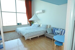 コンフォート デュープレックス 1 ベッドルーム 中 2 階 | 可動式ベッド、WiFi (無料)