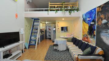 Rollaway beds, free WiFi