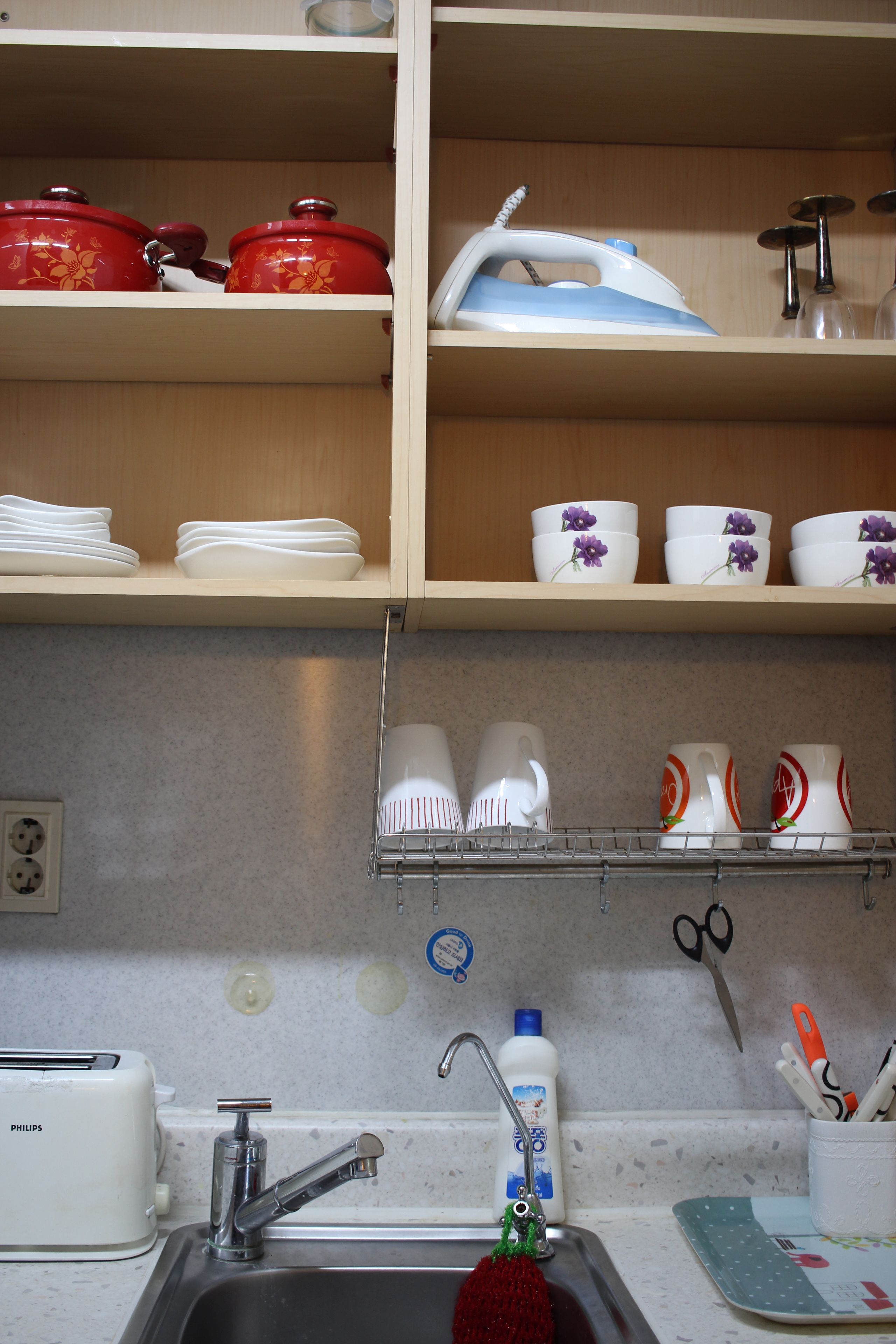 Comfort Duplex, 1 Bedroom, Mezzanine | Private kitchenette | Fridge, microwave, stovetop, coffee/tea maker