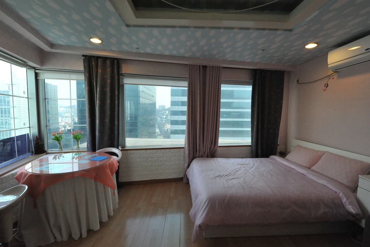 Double Room | Rollaway beds (surcharge), WiFi (free)
