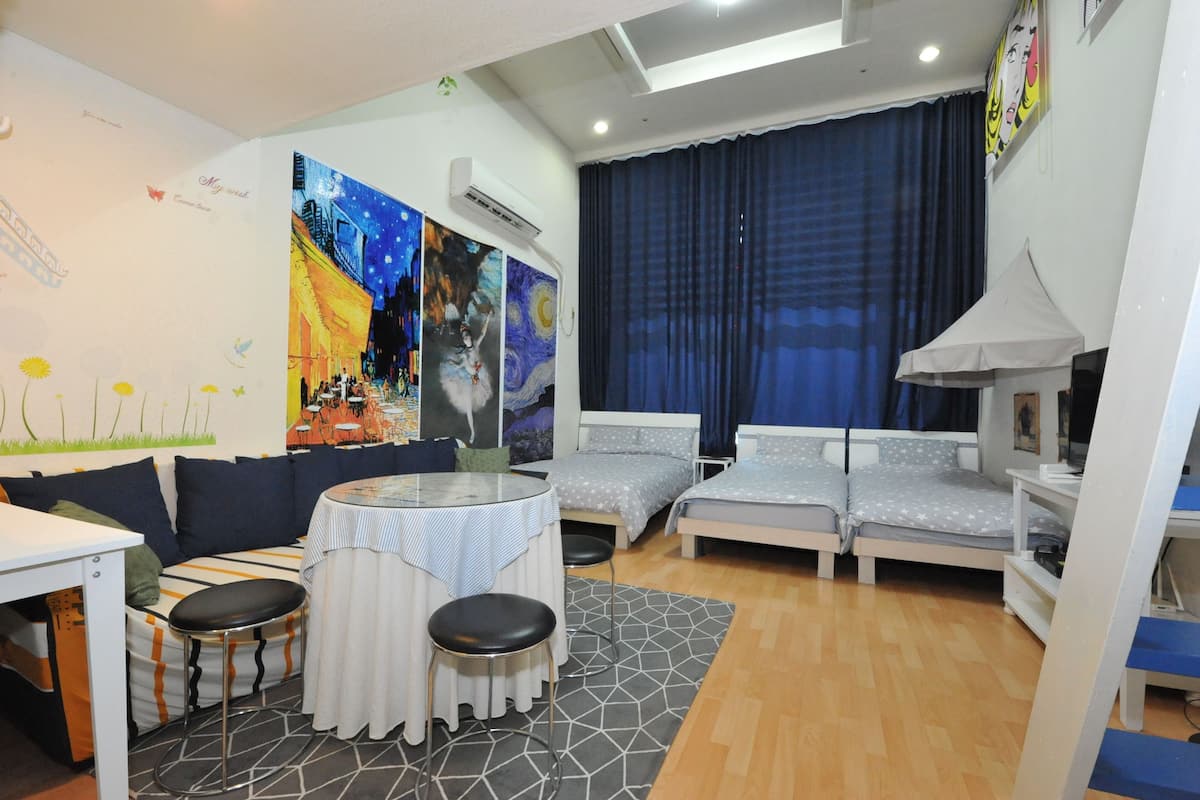 Nhà Duplex tiện nghi đơn giản, 1 phòng ngủ, tầng lửng | Giường gấp/giường phụ (phụ phí), truy cập Internet không dây miễn phí