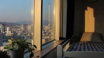 City Triple Room, 1 Bedroom, Non Smoking, City View | Rollaway beds, free WiFi