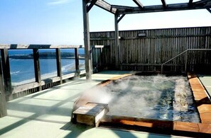 Bồn tắm spa ngoài trời