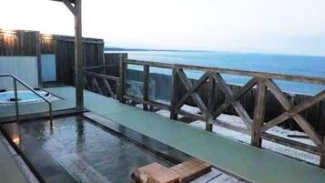 야외 스파 욕조