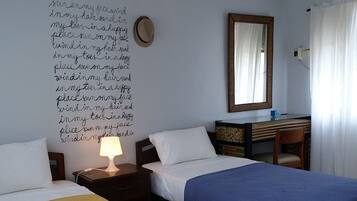 Huone ( 2 ) | Ilmainen kiinteä internetyhteys, vuodevaatteet