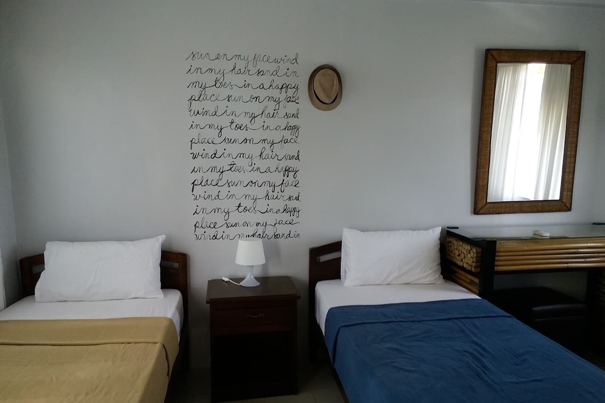 Room 7 | Twin Bed Private Room